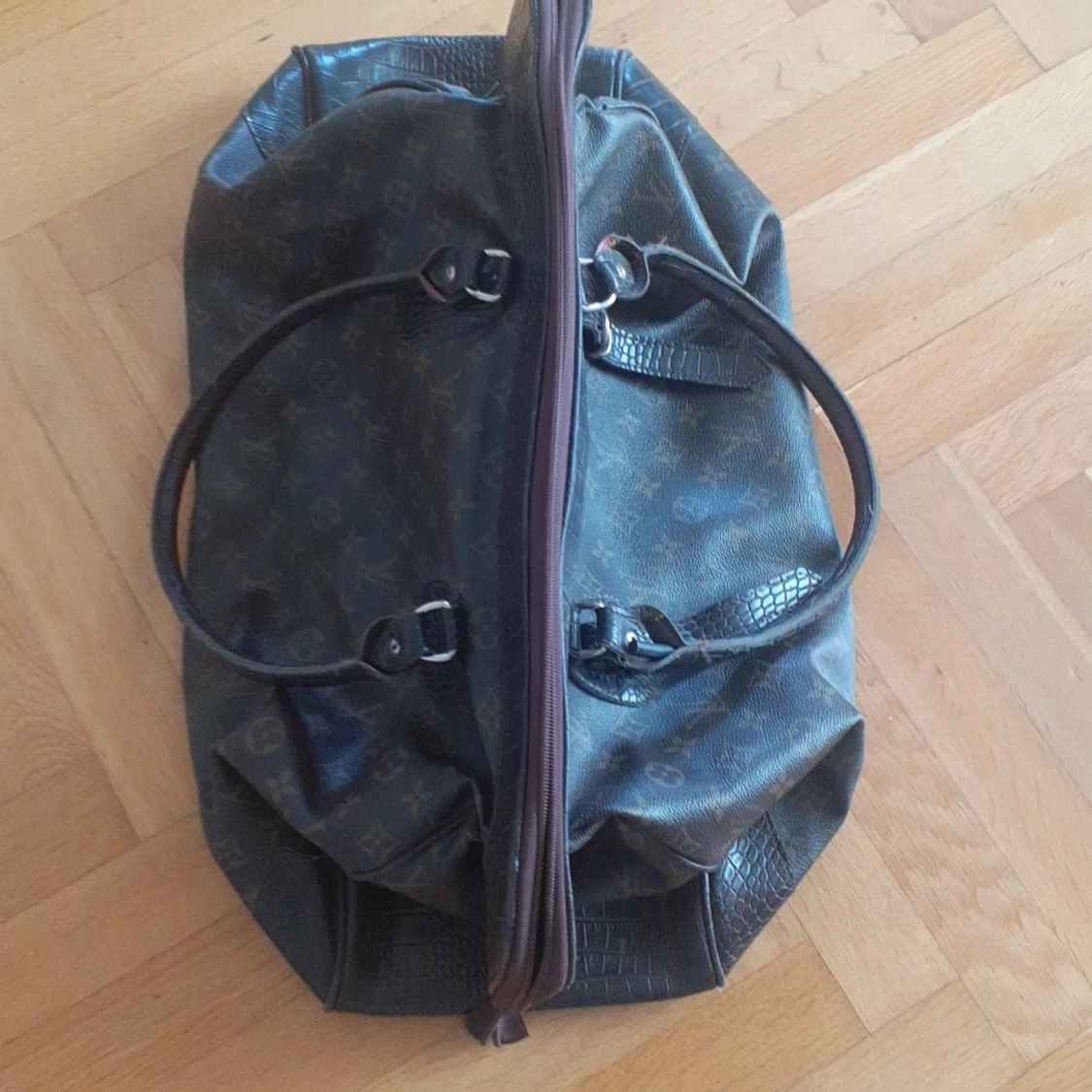 Louis Voitton väska - 91