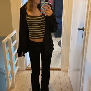 Linne - Sjukt sätt linne från only. Inte speciellt använt så inga skador eller liknande. Storlek xs :)