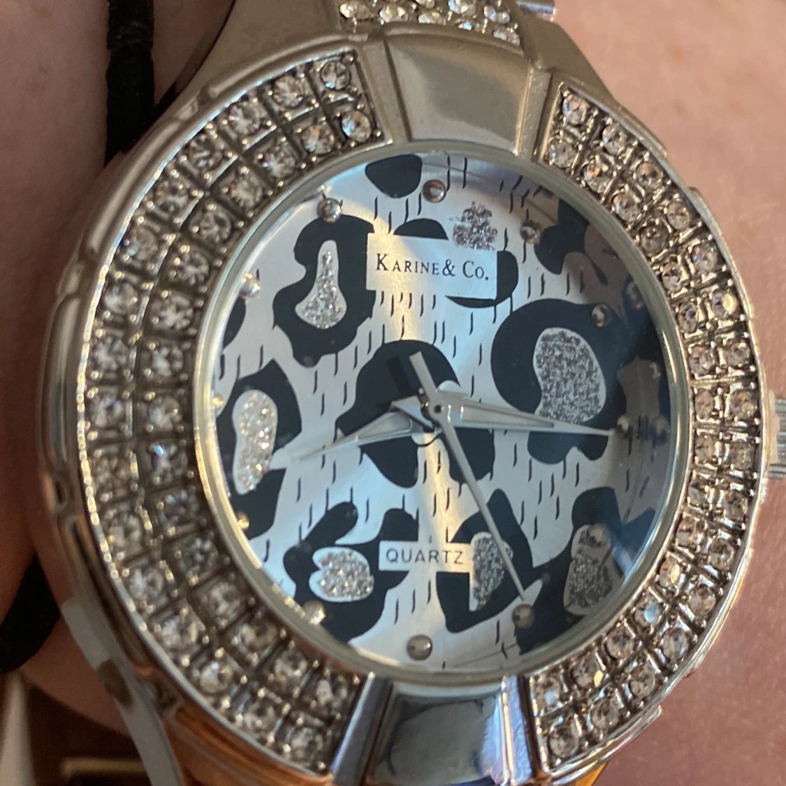 karine&co klocka  - 90