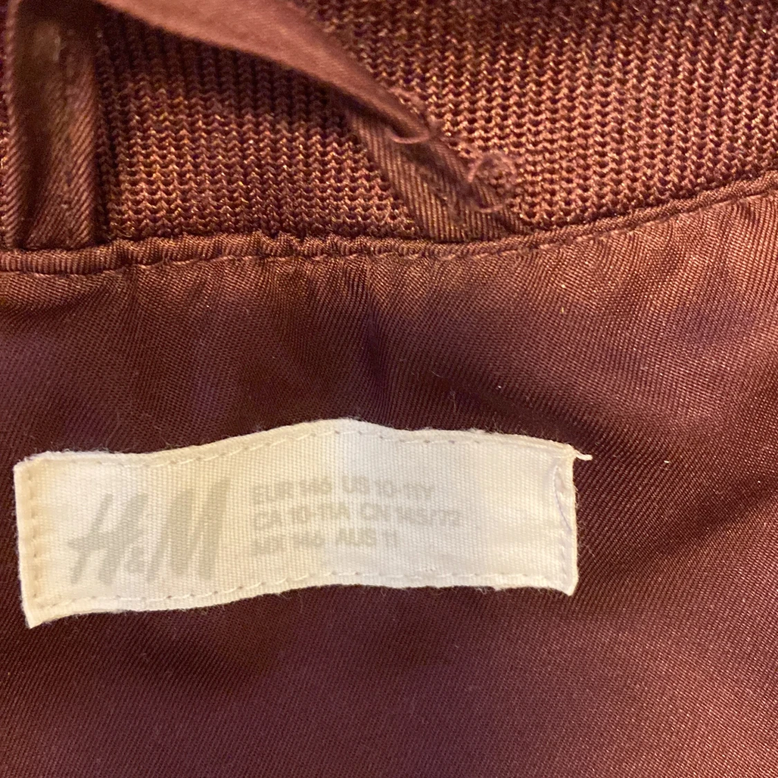 Vinröd vår/höst jacka  - 91