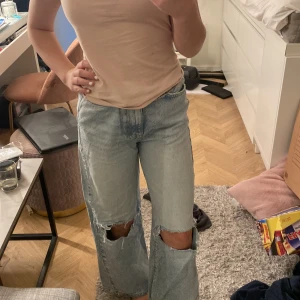 Jeans - Jeans från Gina tricot, köpta för 599kr