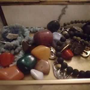 Kristaller - Obs burken ingår inte o har mer kristaller om det sökes