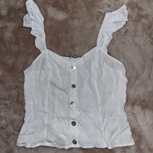 Topp - Vit fin topp, super bra skick!