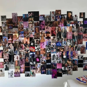 Fotovägg - Säljer denna fotoväggen, några bilder saknas men kan skicka på alla som är kvar (väldigt många)❤️❤️