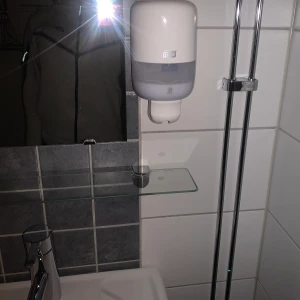 👻 👻 👻 Nike tech 👻 👻 👻 - Nike tech fleece (bara hoodien, lånad bild) (pris på frakt stämmer inte, man tvingades skriva något.) pris kan diskuteras vid snabb affär