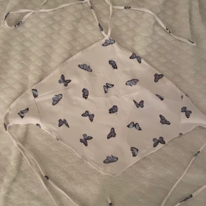 Topp från hm - Använt endast 1 gång❤️Skicka för fler bilder🫶🏻