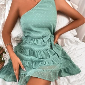 Klänning  - Använd en gång 