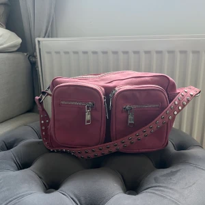 Noella väska - Superfin noellaväska. Köpt i Danmark. Använd få gånger