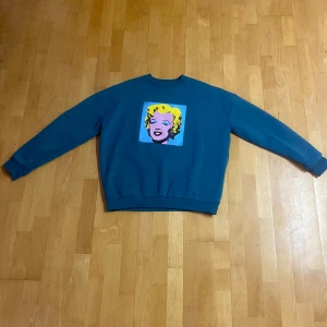 Turkos crewneck  - Turkos crewneck från Pull&Bear