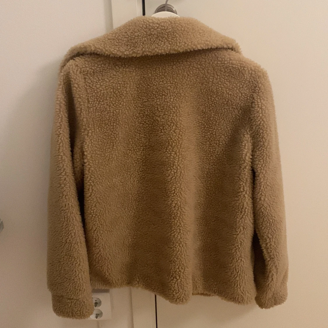 Teddy jacka från hollister  - 90