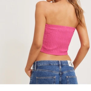 Tub topp  - Tub topp s/m knappt använd ifrån Nelly 