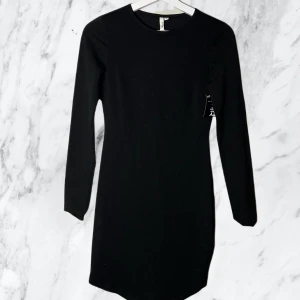 Klänning | Nelly - Svart klänning från nelly. Aldrig använd