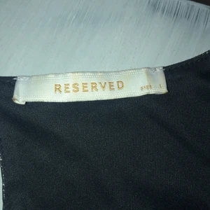 Ett fint linne storlek L - Ett linne använt några gånger. Fint Skick, kan ändats hämtas