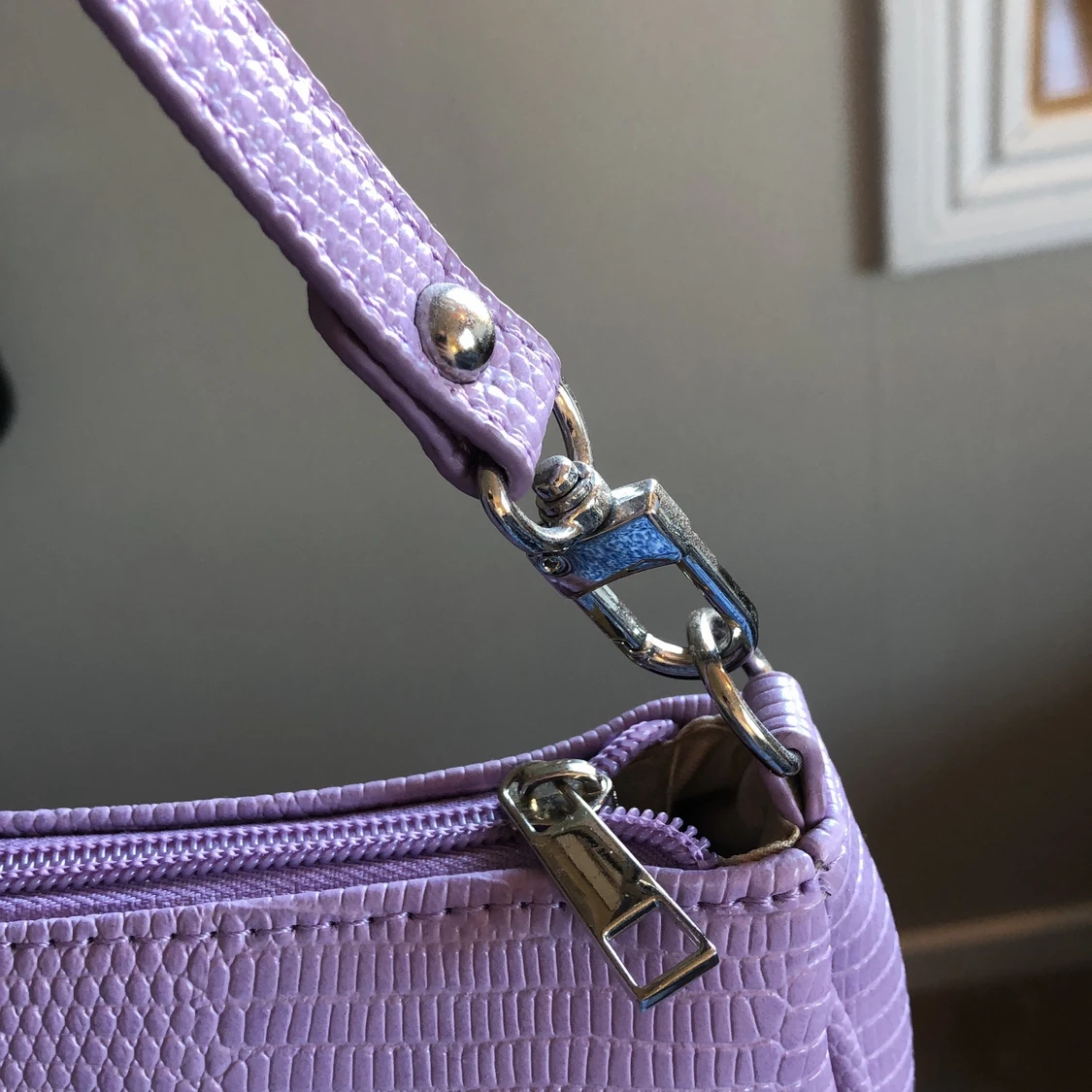 Lila axelväska - 91