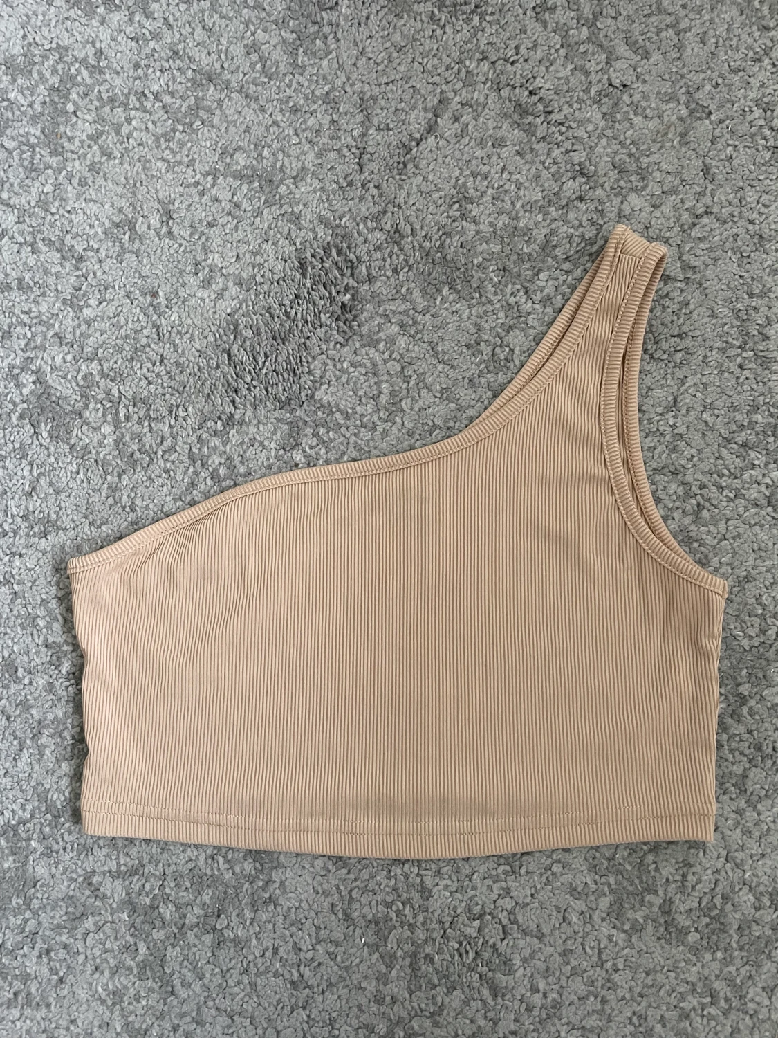 3 toppar för ett pris  - 90