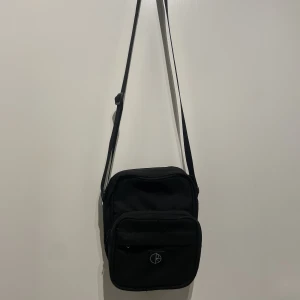 Polar väska - Fet Polar väska men mycket utrymme jätte bra skick