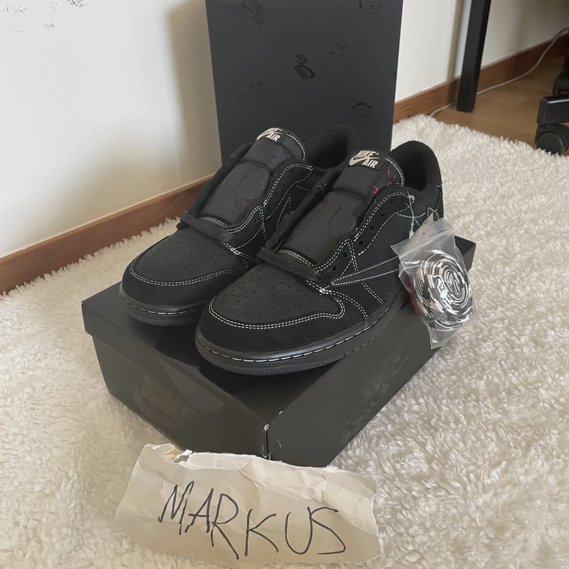 Travis Scott Black Phantom