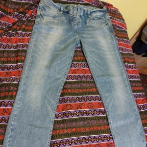 Jeans - Jeans, passar M😊