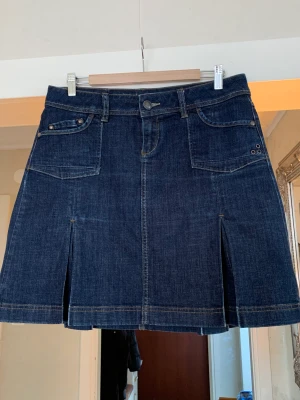 Esprit jeanskjol storlek 42/44 - Esprit jeanskjol  Storlek 42/44