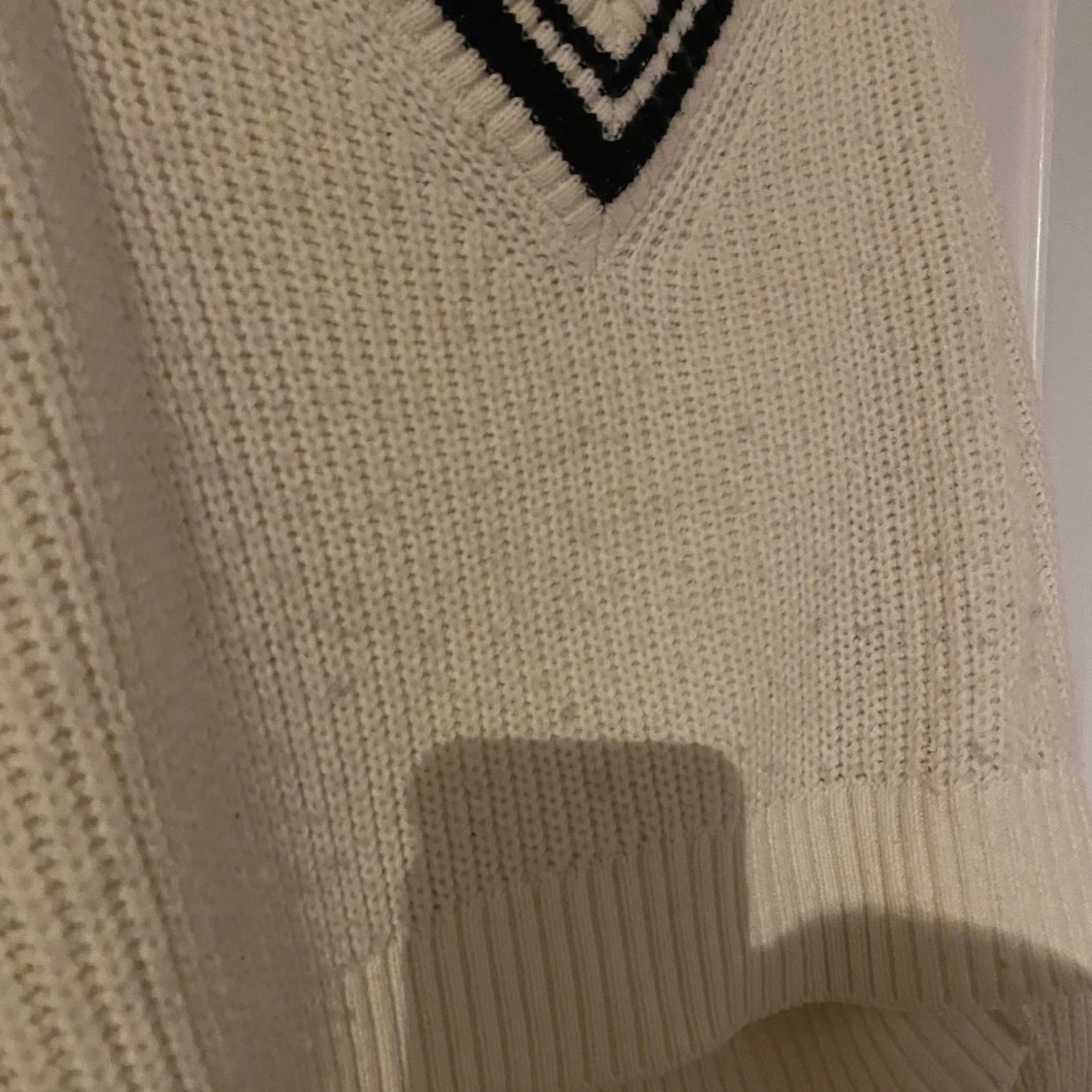 Stickad urringad tröja🤩 - 91