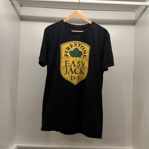 vintsge tröja med easy jack print - vintage kvalité med gult tryck