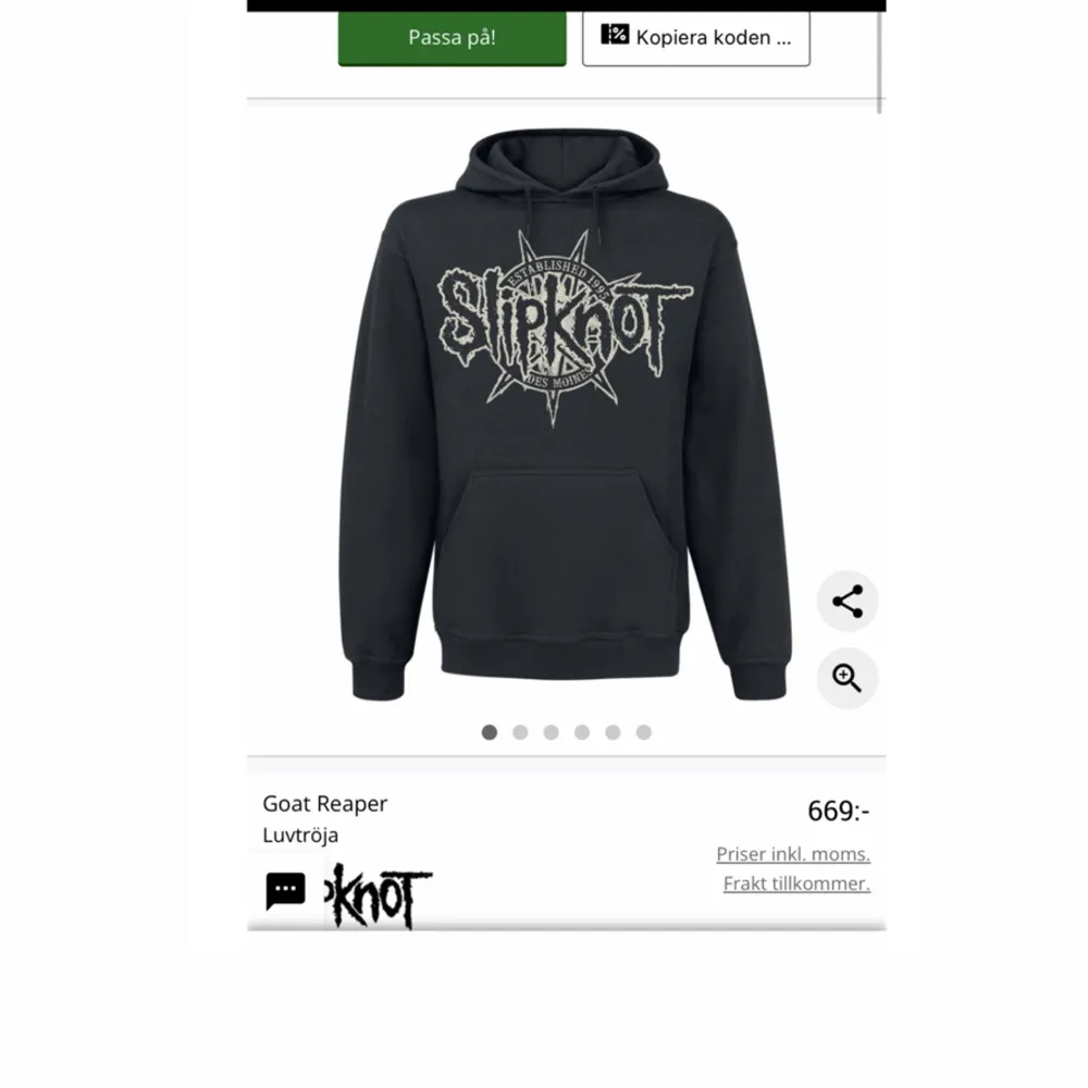 Slipknot hoodie köpt på EMP 2018! Den har använts några gånger men är fortfarande i bra skick, trycket är fint!☺️Nypris 669 kr!. Hoodies.