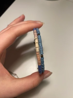 Odd Molly armband - 2 Odd Molly armband, kan köpas tillsammans eller separat! Att armband: 40kr, två armband 60kr.