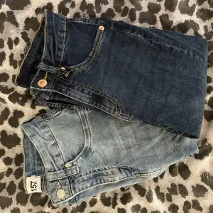 2 par skinny jeans från lager 157! Nästan aldrig använda❤️30kr för ett par och 50kr för båda❤️