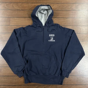 Champion Shrewsbury Hoodie - Snygg vintage Hoodie från champion i storlek L! Bara att skriva om du undrar över något🙏