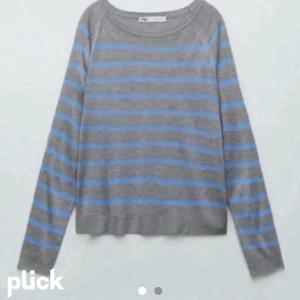 Randig tröja - Blå grå randig tröja från Zara helt slutsåld 💓nypris:279kr
