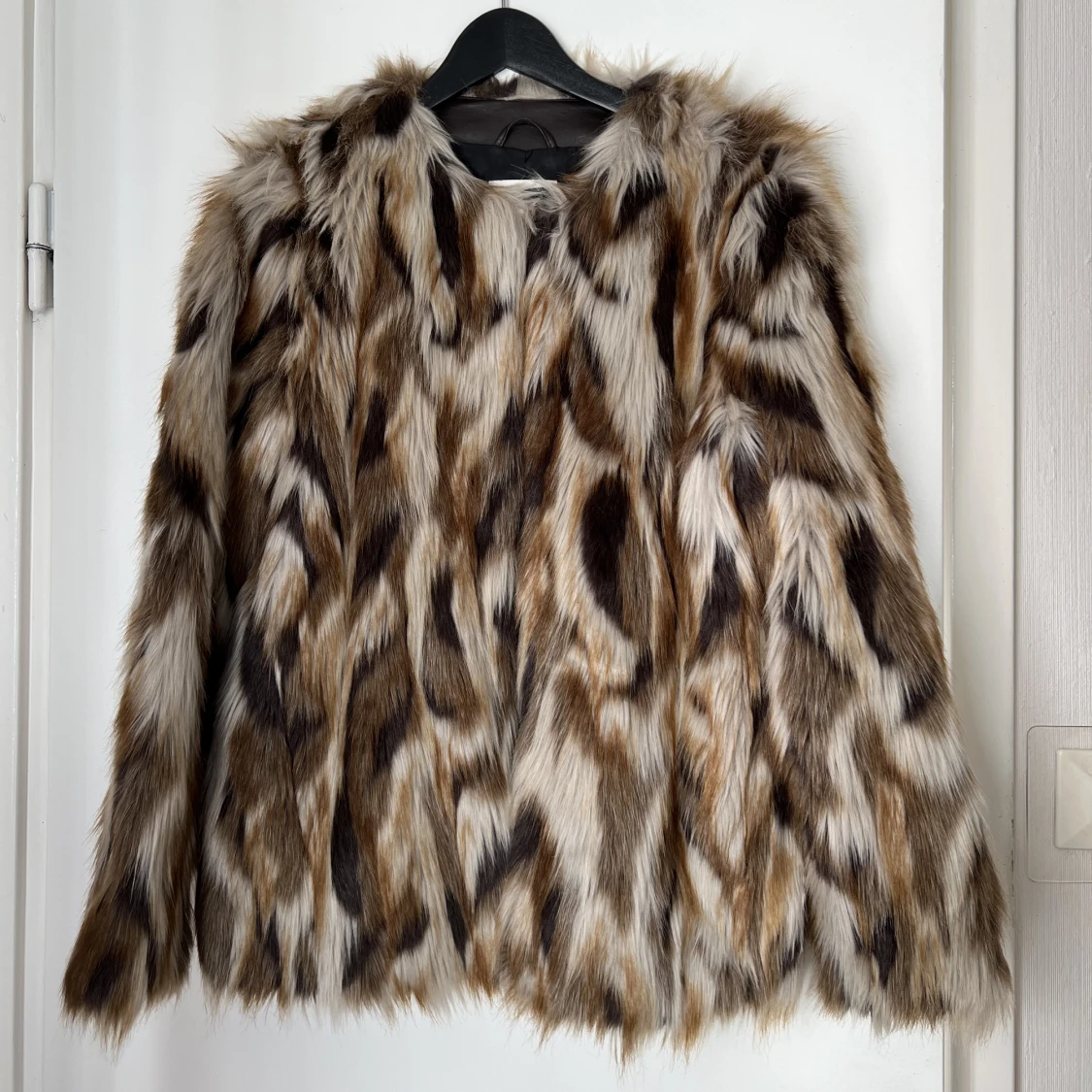 Mango faux fur coat  - 90