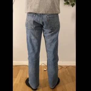 Levis straight jeans  - Fint skick, bra passform