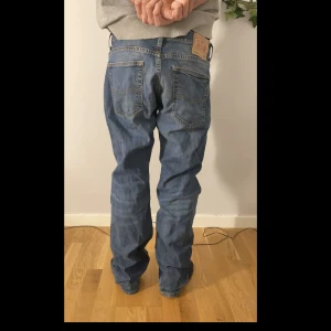 Grant jeans W36 L34 - Liten färgfläck 