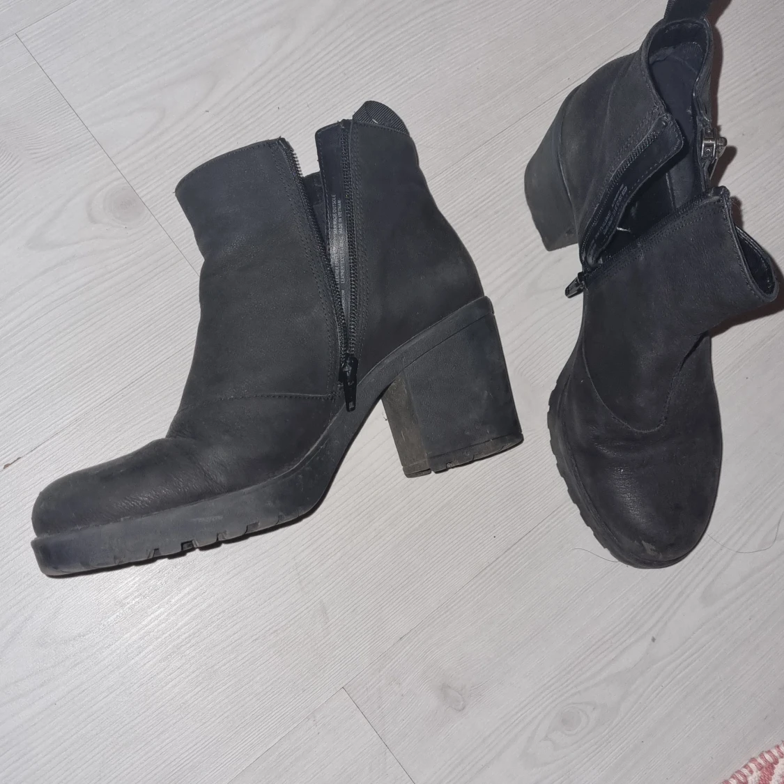 Vagabond stövletter i mocka - 91