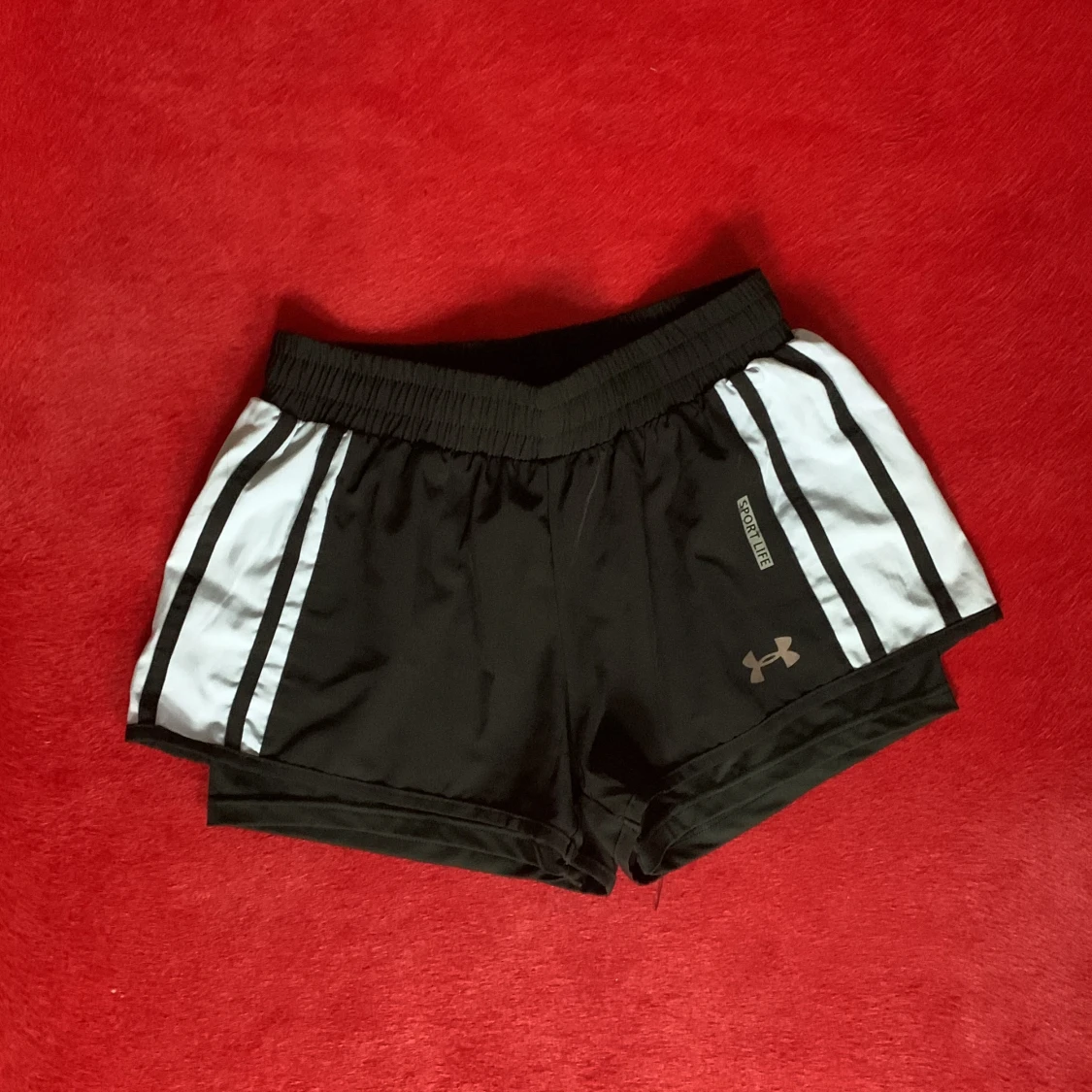 Under armour sports shorts 