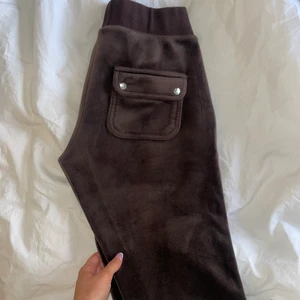 Juicy couture byxor  - Säljer mina juicy byxor, som i nyskick. Lägger upp igen pga oseriös köpare