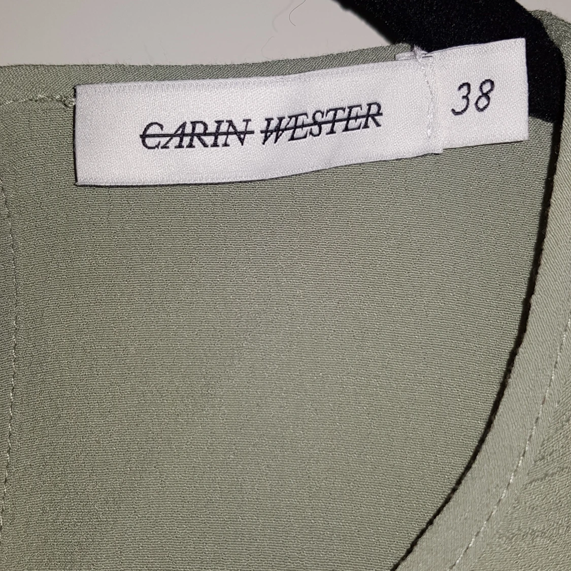 Mossgrön blus av Carin Wester  - 90