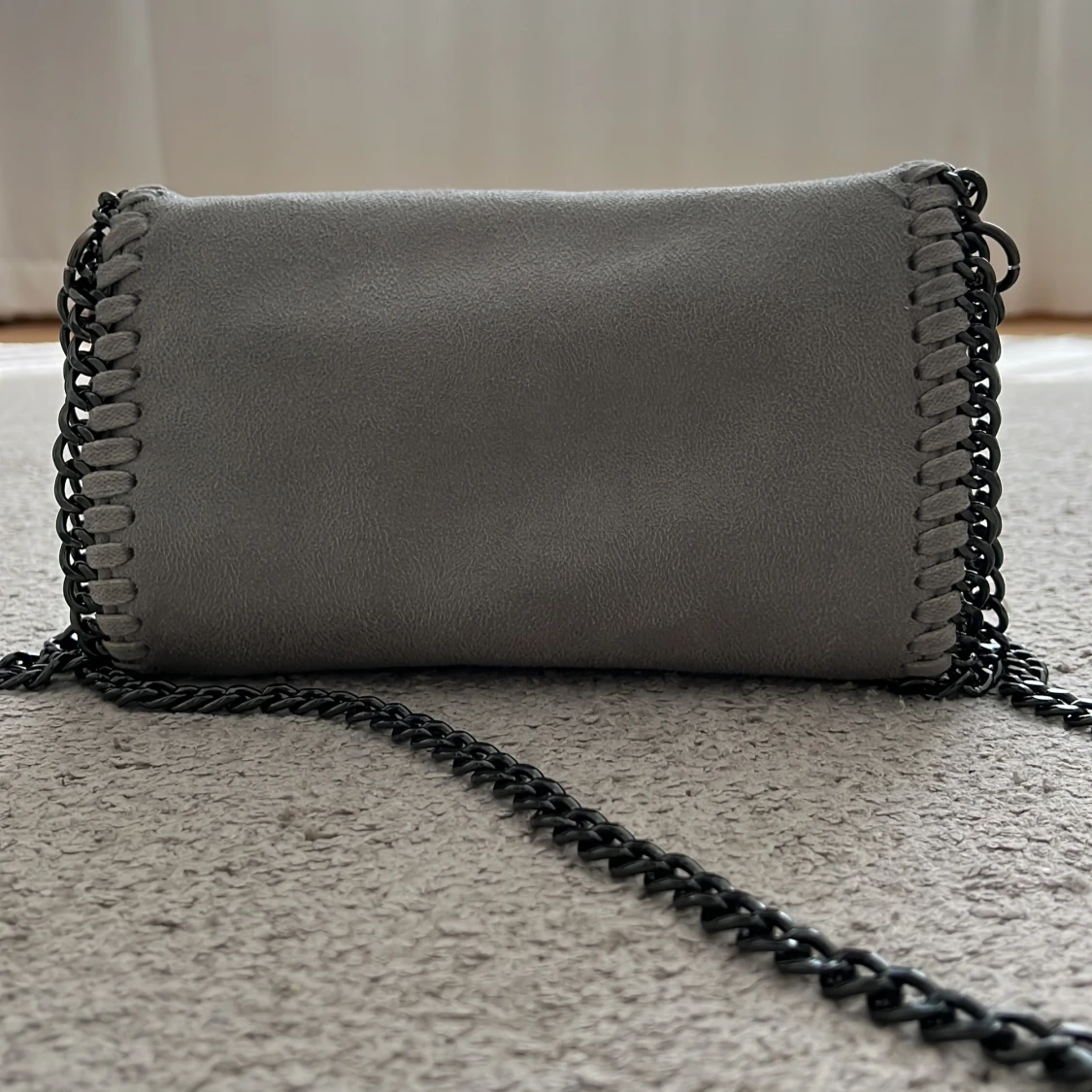 Väska med kedja! - 90