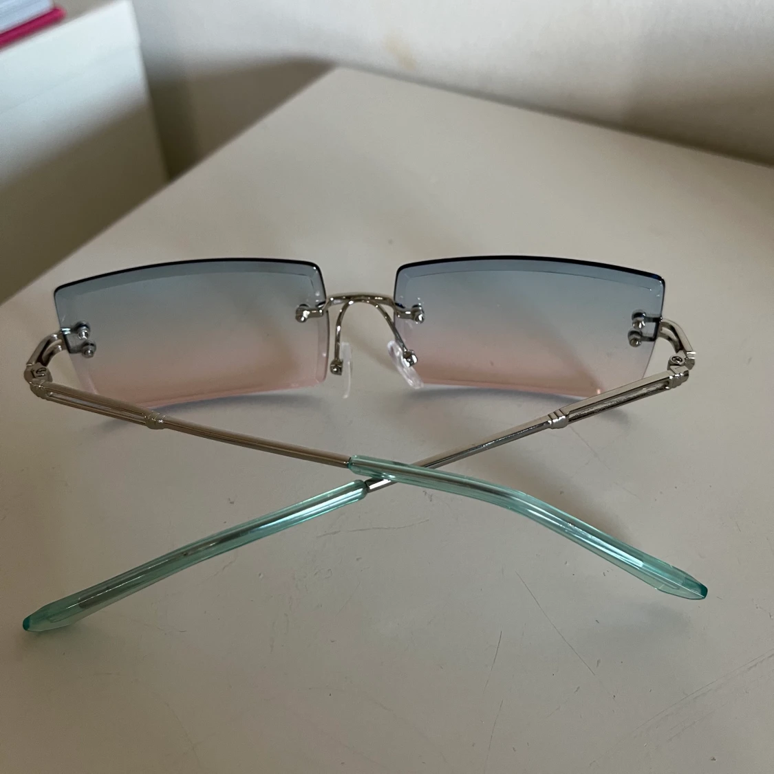 Turkos blåa glasögon  - 90