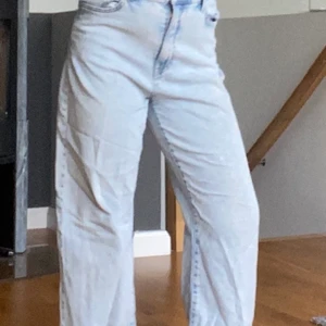 Jeans - Jeans från lindex i modellen Hanna, original pris är 499
