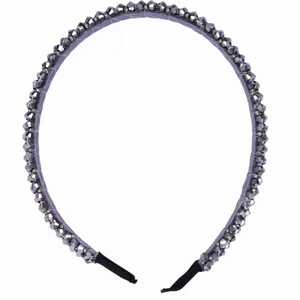 Trendigt diadem - Säljer detta sjukt snygga diadem från ur&penn! Väldigt bra skick! Köpt för 79kr. Säljer även ett likadant i svart!