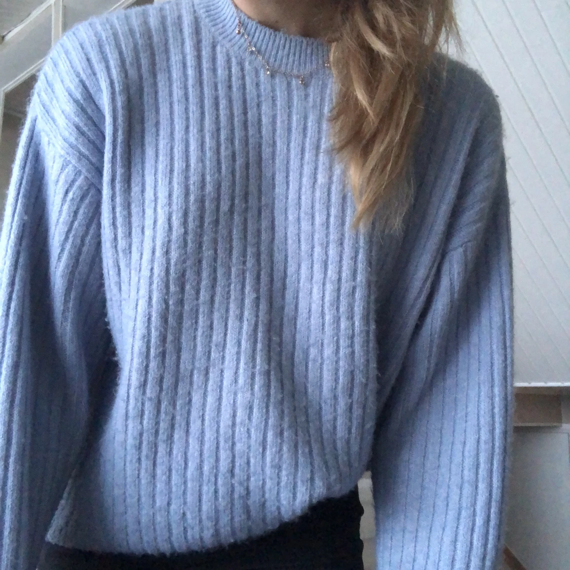 Stickad tröja
