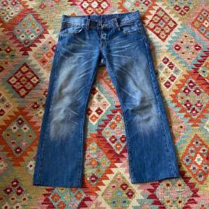 Bootcut jeans i bra skick. W31 L32