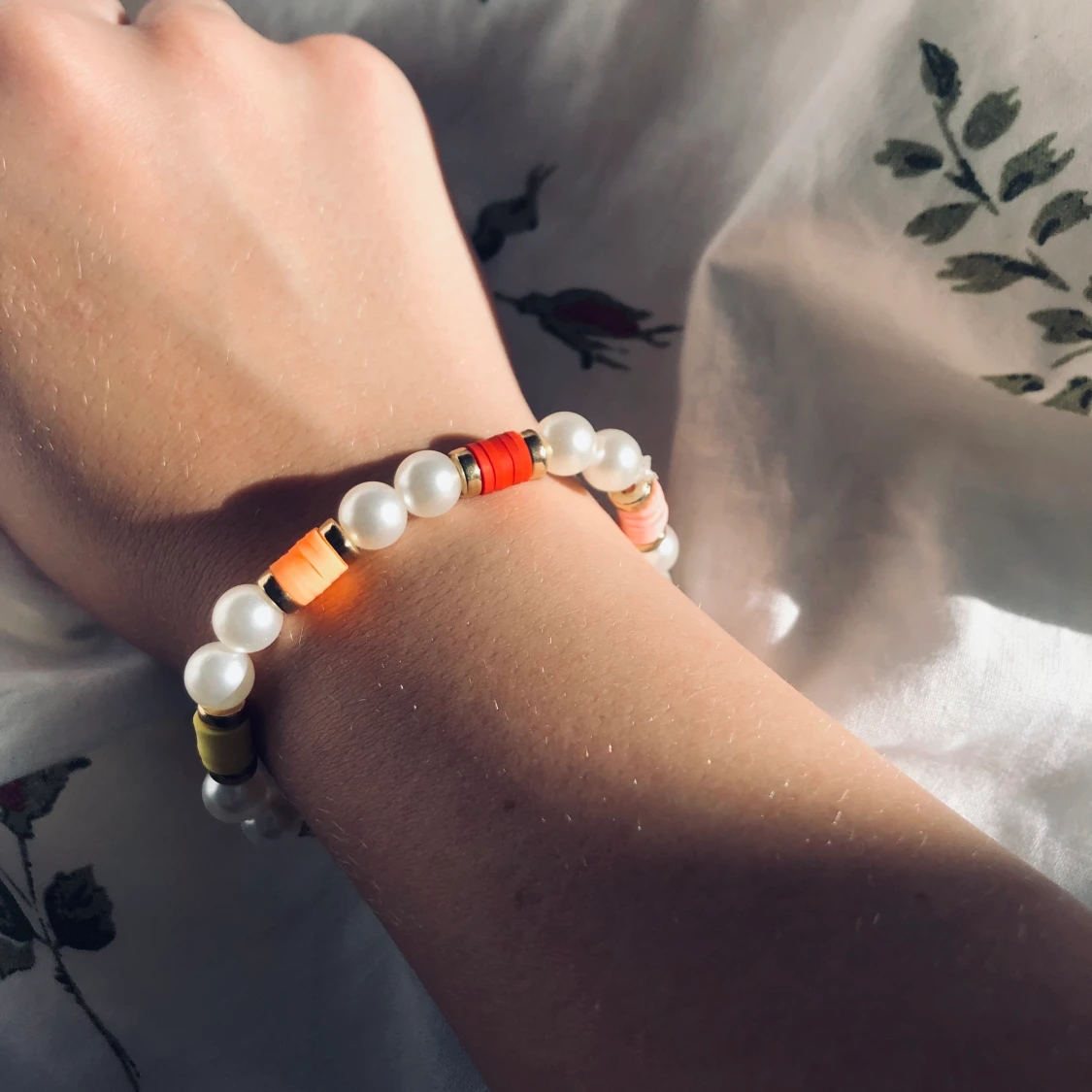 Regnbågigt armband🌈 - 90