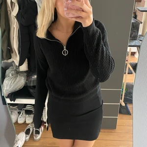 Stickad Tröja bikbok - Stickad tröja från bikbok💓