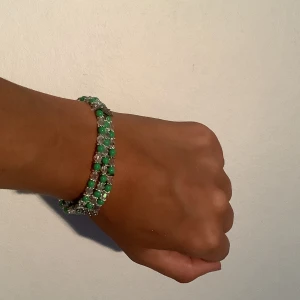 Grönt armband - Jättefint armband, helt nytt 🤍🤍