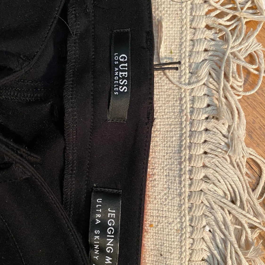 Guess skinny jeggings (äkta) - 90