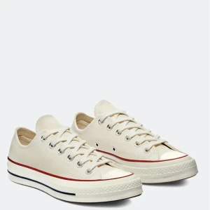 Skor - Vita Converse, aldrig använda💞