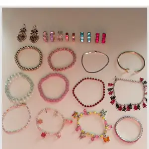 Säljer dessa ringar, armband och örhängen! Allt kostar 20 kr/st! 🤩❣️ skriv för fler bilder!