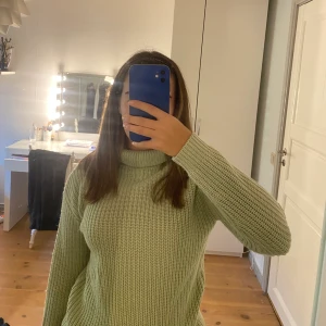 Stickad tröja  - Cool!